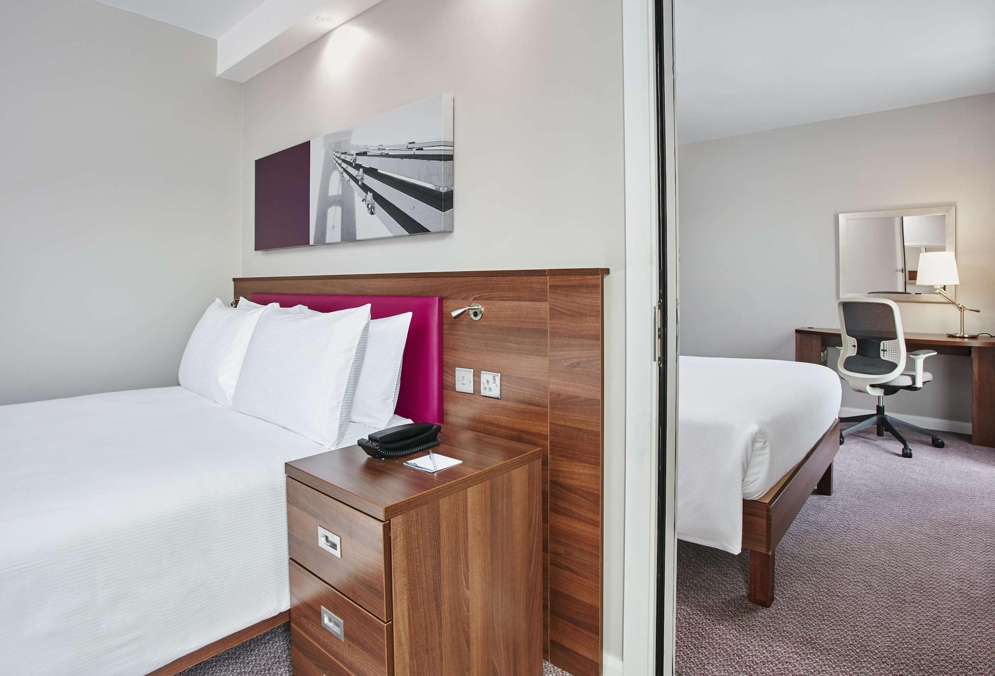 Hampton By Hilton Bristol City Centre Exterior foto